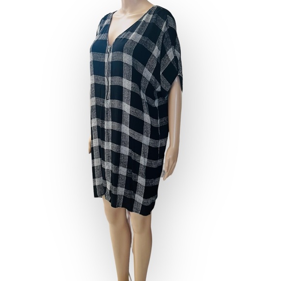 Madewell Zip Front V-Neck Oversized Black White Plaid Shift Dress   Size Medium - Picture 5 of 12